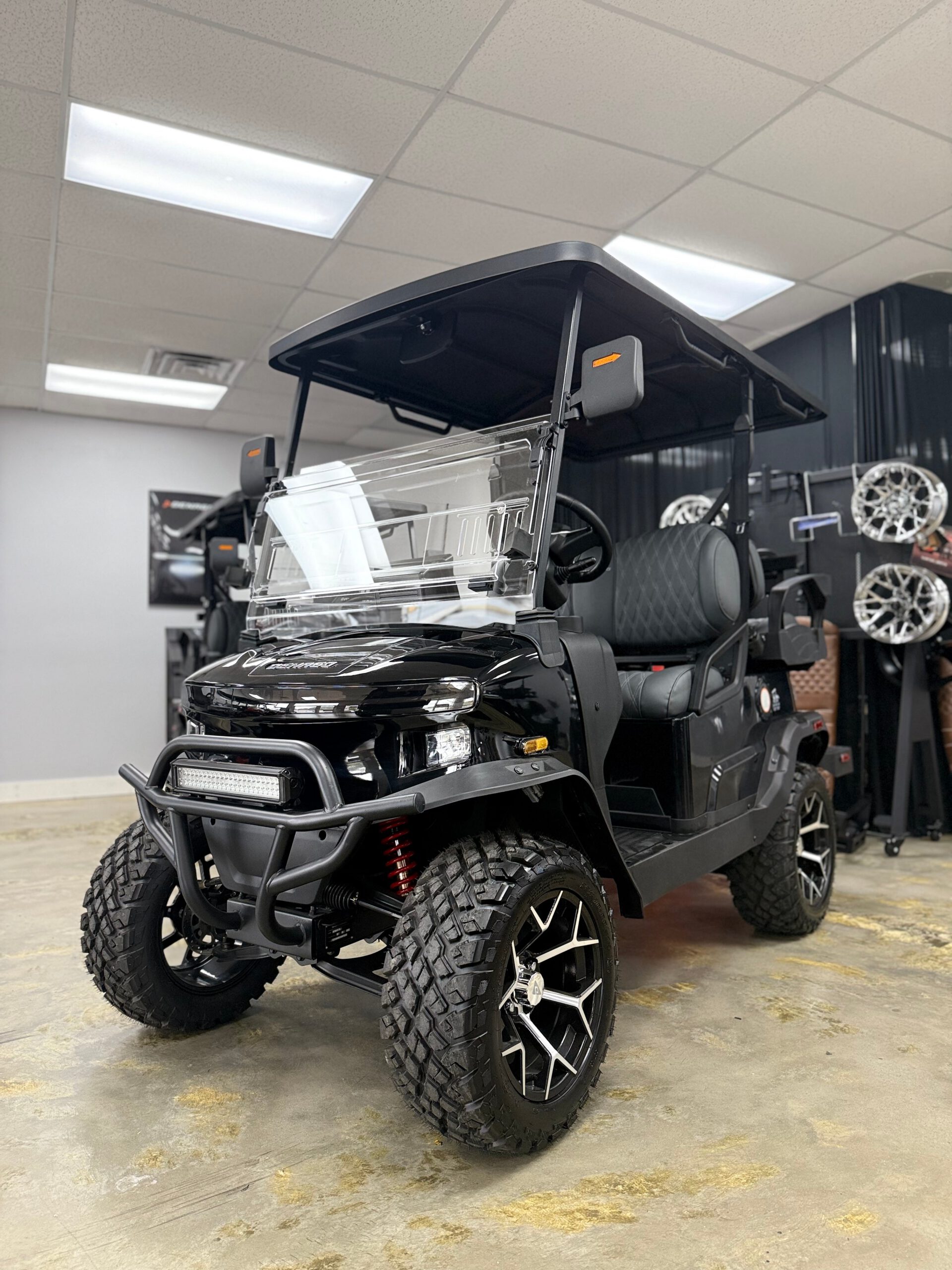
								2026 Denago EV Nomad XL Black Gen 2 full									