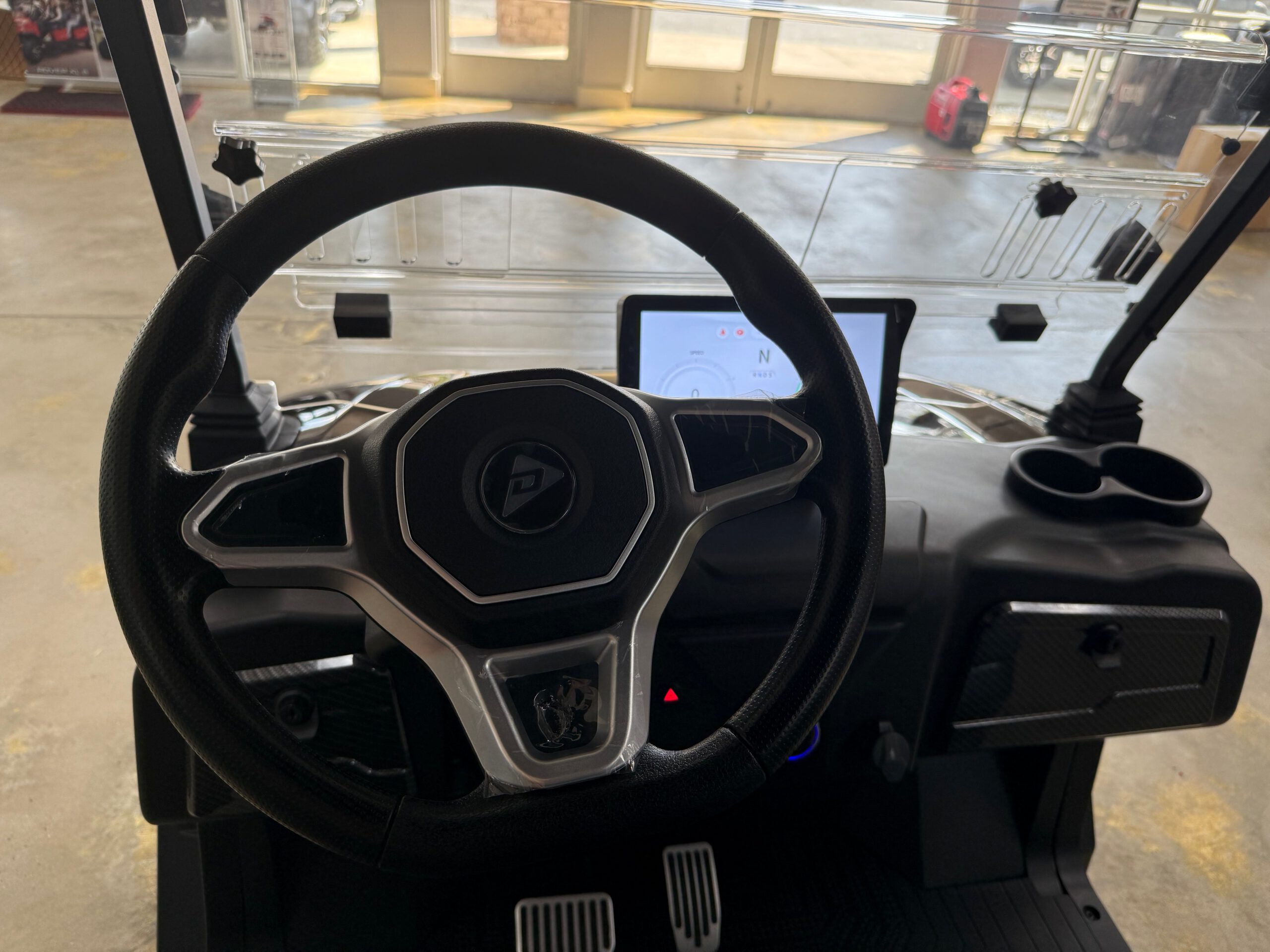 
								2026 Denago EV Nomad XL Gen 2 Lava full									
