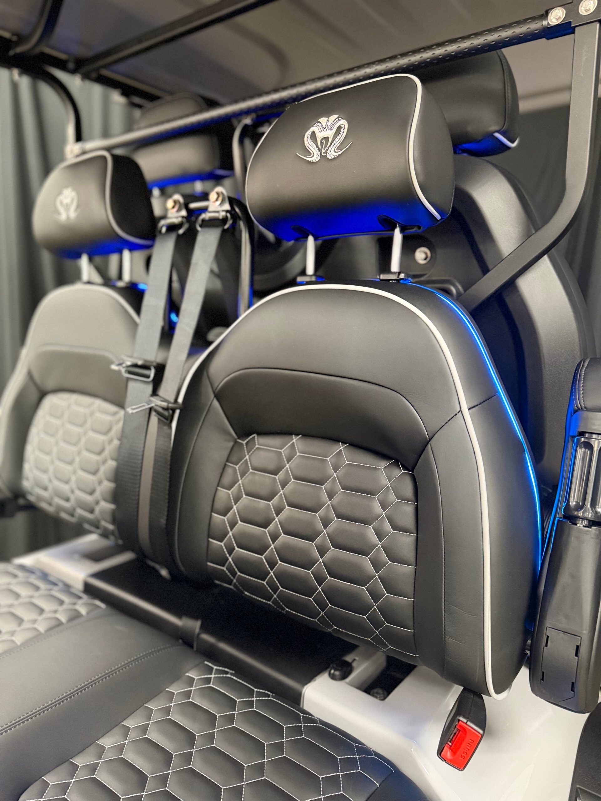 
								2026 Venom Strike 6 Seater White full									