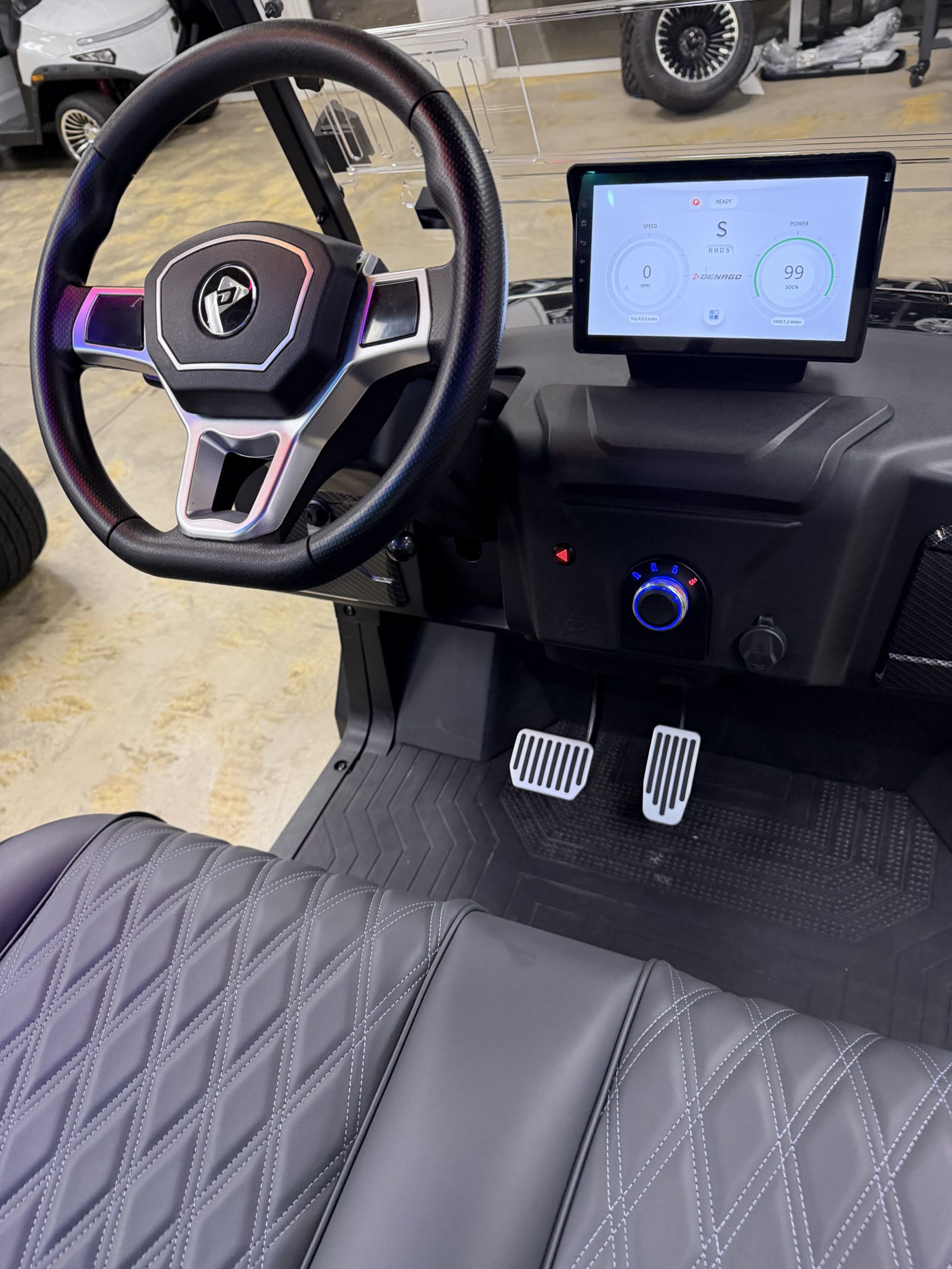 
								2026 Denago EV Nomad XL full									